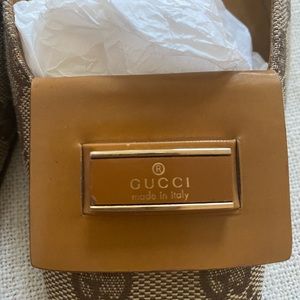 Gucci flats/slides